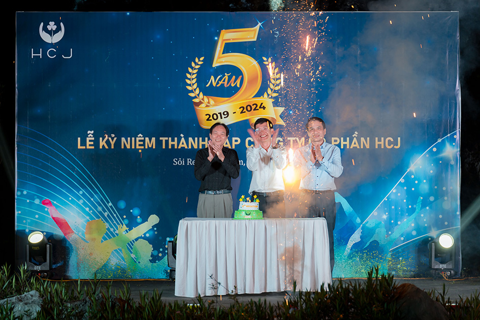 KỶ NIỆM 5 NĂM 