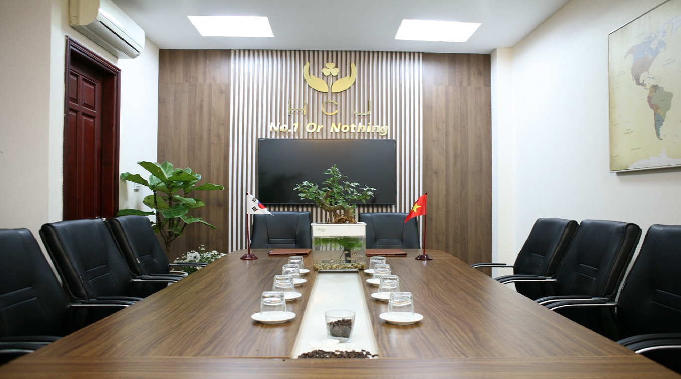 Họp với đối tác Hàn Quốc